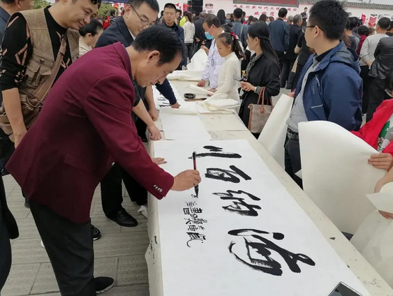QQ截图20201113090940.png